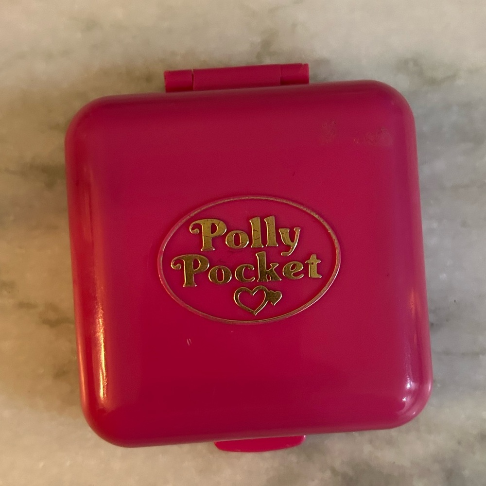 1989 Vintage Bluebird Polly At Pollyworld Compact #074299093821 Amusement Park